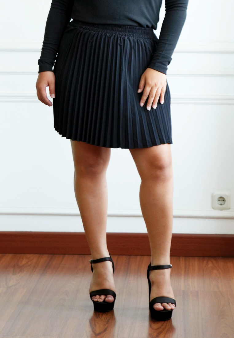 Hardware Clothing Rok Pendek Wanita HWR Mini Pleated Skirt 