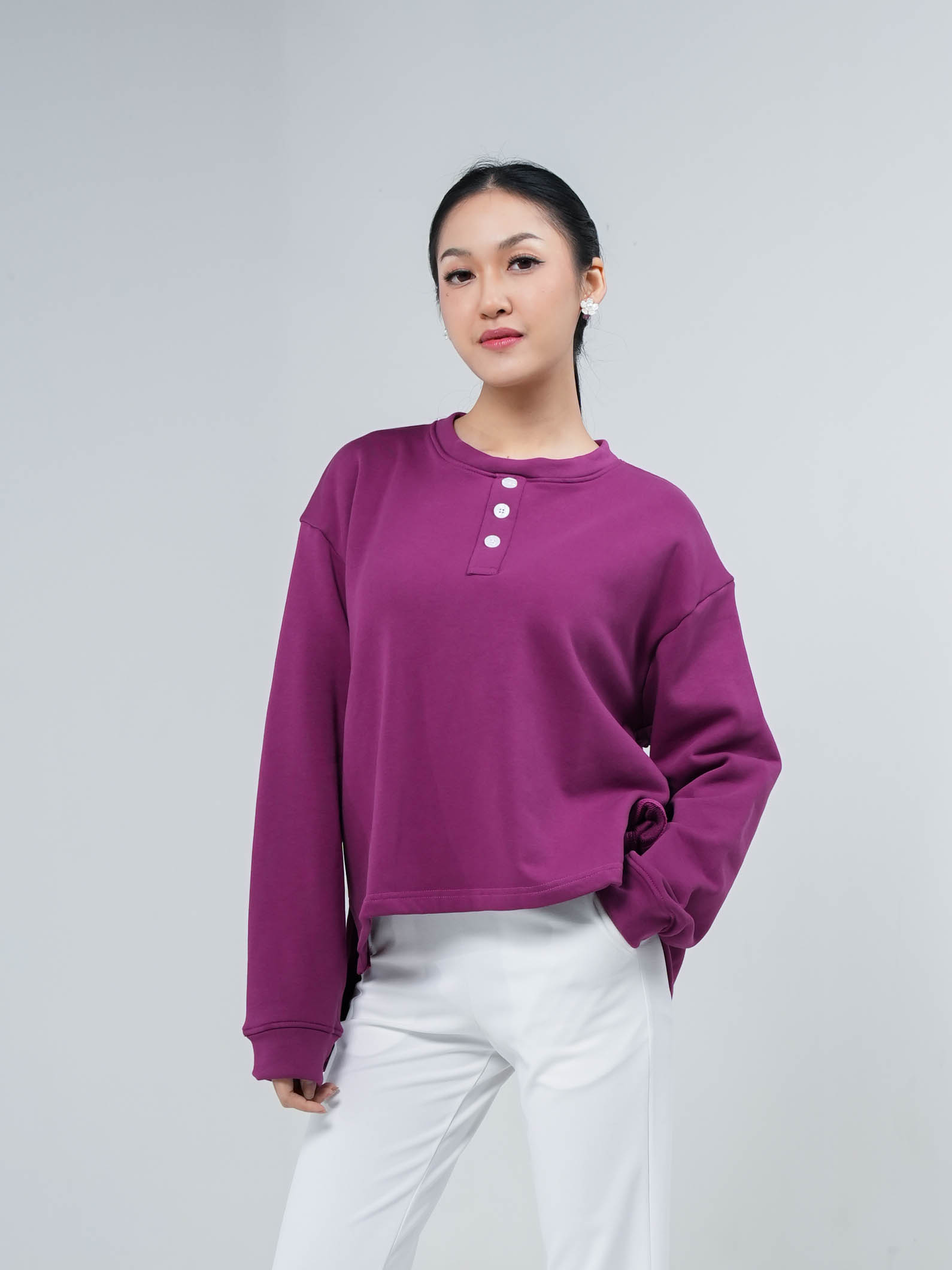 Hardware Clothing Atasan Outer Wanita Sweater With Fancy Button