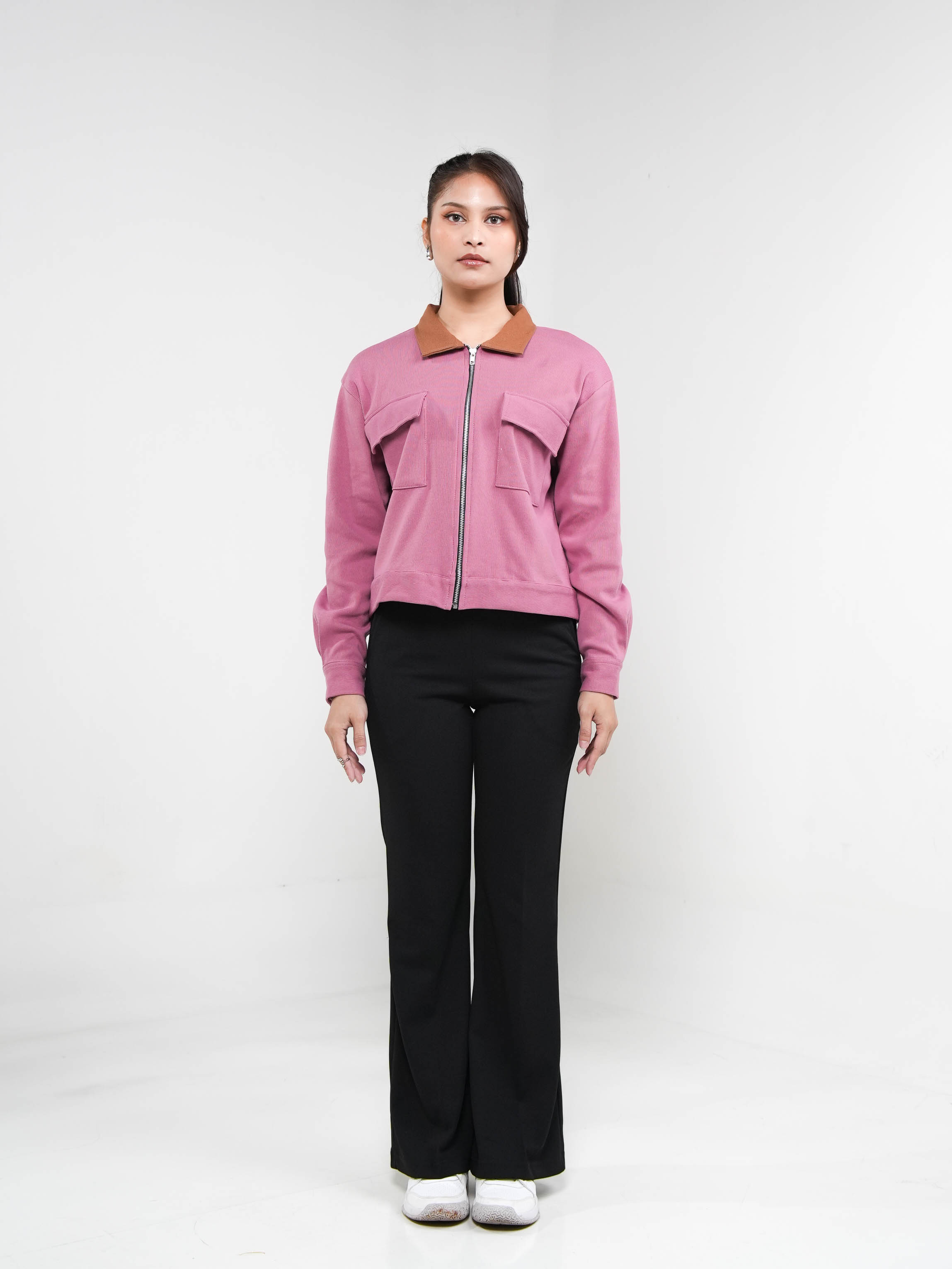 Hardware Clothing Atasan Jaket Wanita Lengan Panjang CONTRAST COLLAR JACKET